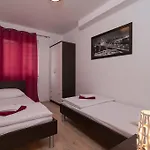 דירה Bozan