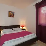 דירה Bozan *