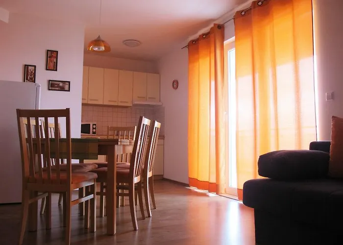 Bozan 아파트 오미스